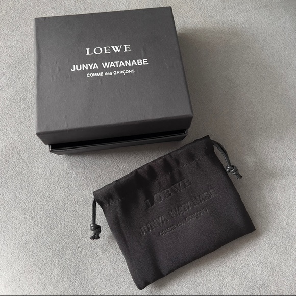 LOEWE Goods Box + Pouch 5.75x5.25x1.25 inches